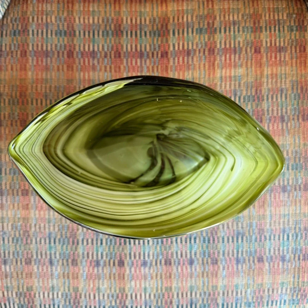 Vintage Art Glass Vase Oval Avocado Green Swirl MCM Mid‎ Century Modern Decor